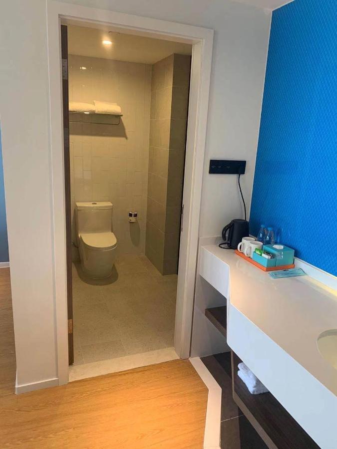 Holiday Inn Express Shanghai Baoyang By Ihg Екстер'єр фото